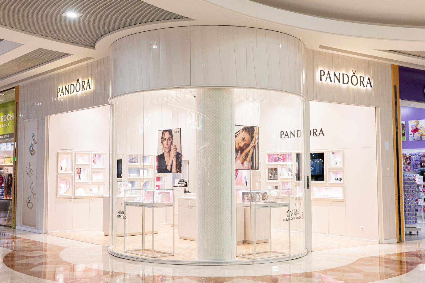 Pandora - Foto del local