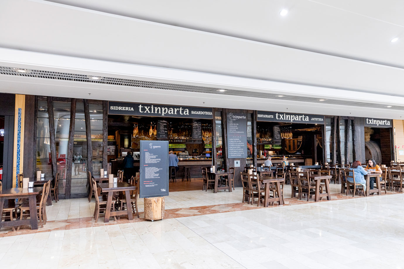 Sidrería Txinparta - Foto del local