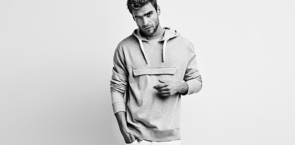 Stradivarius Man abre en la morea una de las 32 tiendas a nivel mundial de su primer línea de moda masculina.