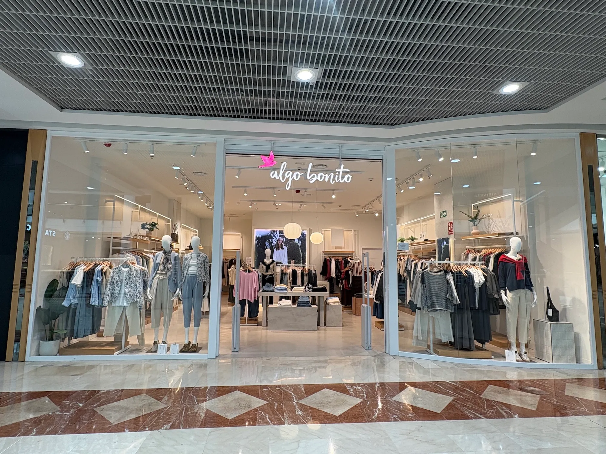 Algo Bonito - Foto del local